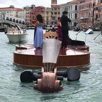 Opere in legno intagliato. Artigiano del legno. Intagliatore, scultore legno venezia.