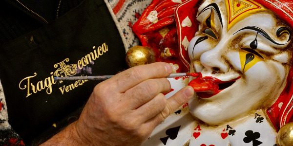 Mask-making with Gualtiero Dall'Osto: Master in Venetian Masks and Costumes